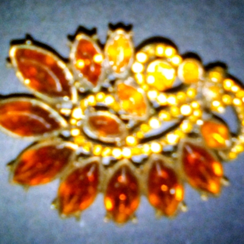 H.D. Merritt Vintage Signed Brooch 1920s